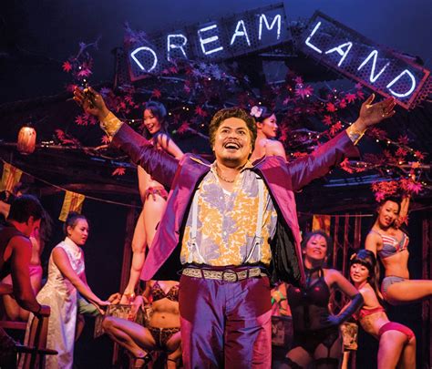 'Miss Saigon': Costumes .